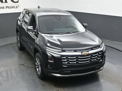 New 2026 Chevrolet Equinox LT w/ Convenience Package II FWD image 25