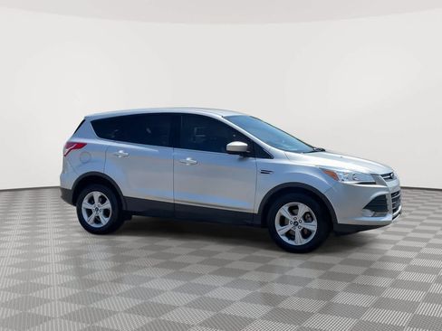 Used 2014 Ford Escape SE FWD image 2