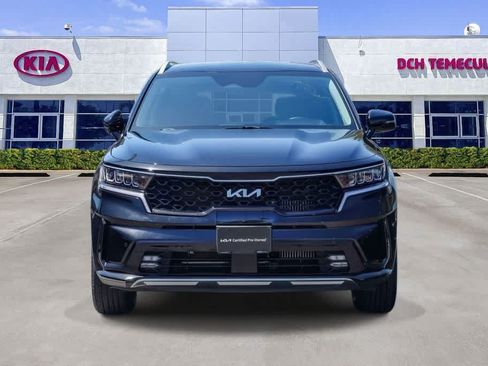 Certified 2023 Kia Sorento EX FWD image 2