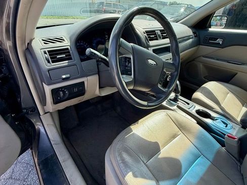 Used 2011 Ford Fusion SEL FWD image 20