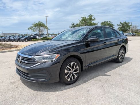 Used 2024 Volkswagen Jetta S FWD image 9