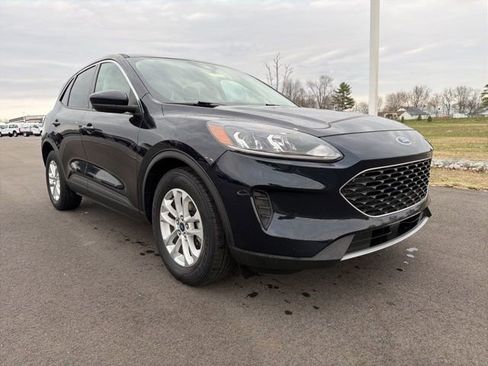 Used 2021 Ford Escape SE image 1
