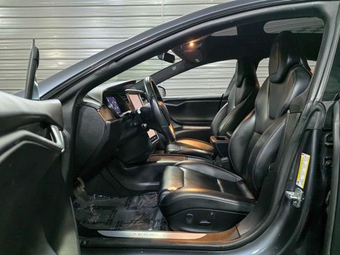 Used 2019 Tesla Model S Long Range image 13