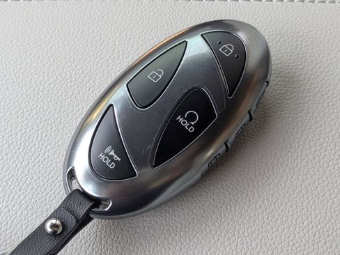 New 2026 Hyundai Tucson Limited image 35