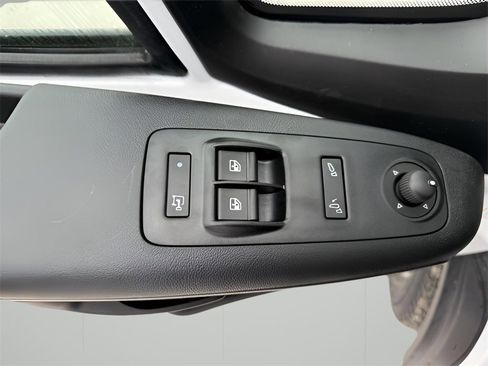 New 2025 RAM ProMaster 2500 w/ Quick Order Package 22G SLT image 15