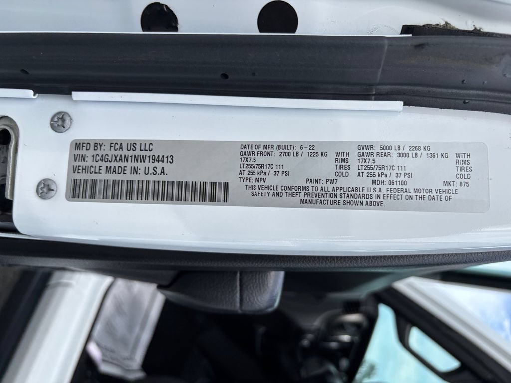 Used 2022 Jeep Wrangler Sport AWD/4WD image 30