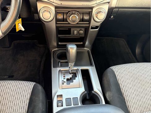 Used 2016 Toyota 4Runner SR5 image 21