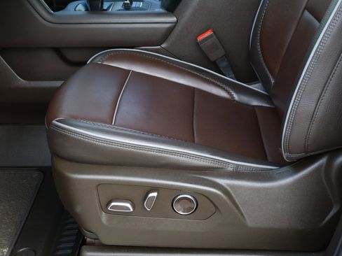 Used 2024 GMC Sierra 1500 Denali w/ Technology Package image 16