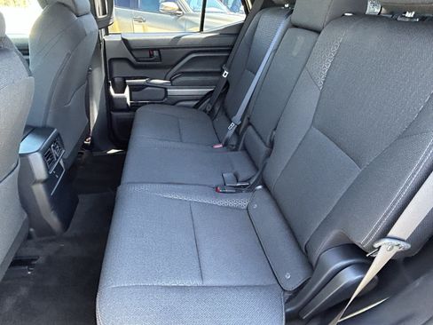 Certified 2026 Toyota 4Runner SR5 AWD/4WD image 15