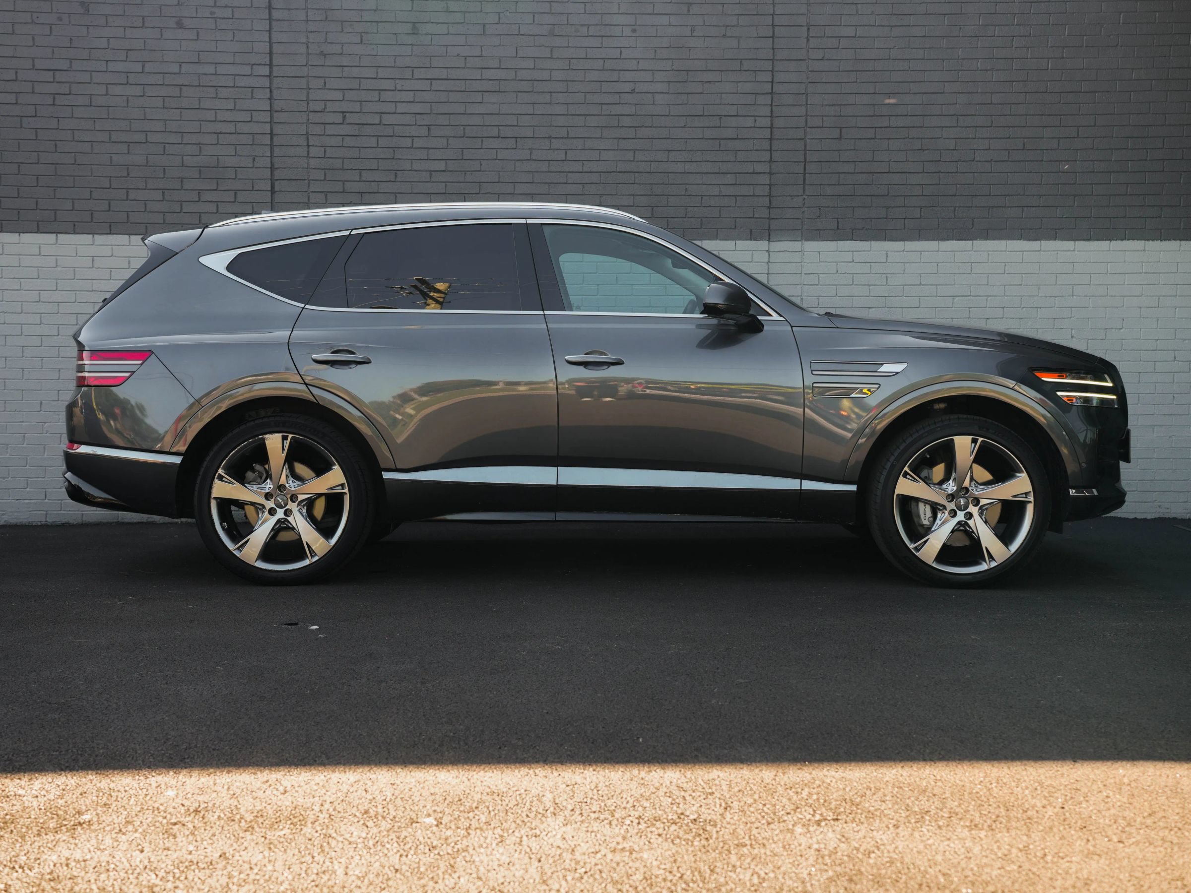 Used 2021 Genesis GV80 3.5T w/ Prestige Package 07 AWD/4WD image 4