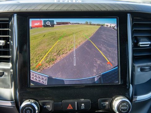 Used 2025 RAM 3500 Big Horn AWD/4WD image 35
