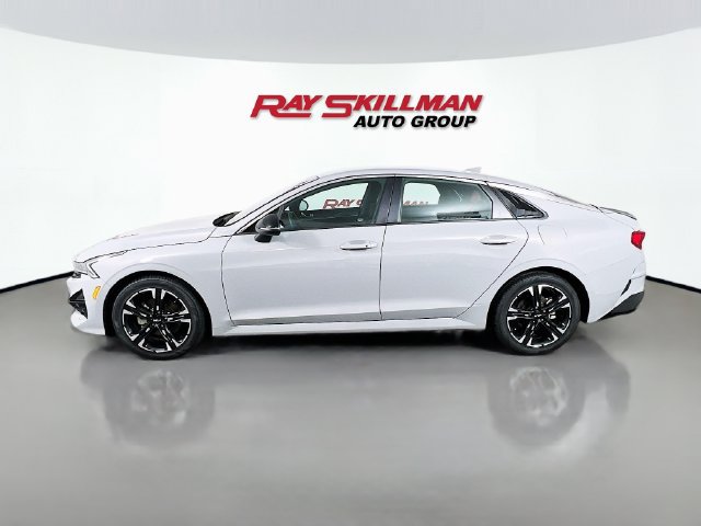 Used 2023 Kia K5 GT-Line w/ GT-Line Premium Package FWD image 4