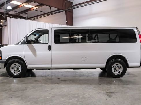 Used 2012 Chevrolet Express 3500 LT w/ LT Preferred Equipment Group image 20