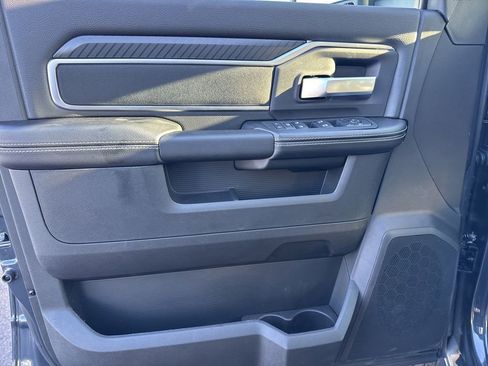 New 2026 RAM 3500 Big Horn AWD/4WD image 7