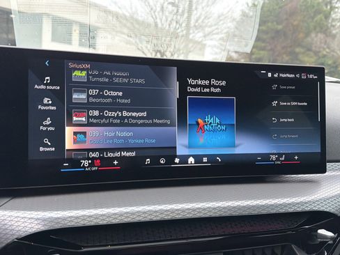 New 2026 BMW 330i Sedan w/ M Sport Package image 5