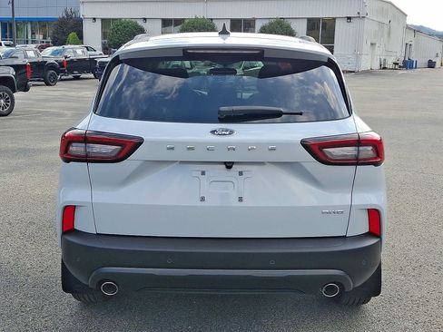 Used 2025 Ford Escape ST-Line w/ Tech Pack #1 AWD/4WD image 5
