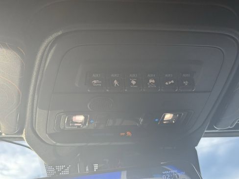 Used 2024 Ford Bronco Outer Banks image 30