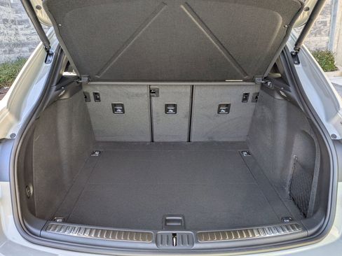 New 2026 Porsche Macan Turbo image 24