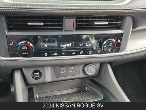 Certified 2024 Nissan Rogue SV w/ SV Premium Package FWD image 23