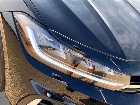 New 2026 Volkswagen Jetta SE FWD image 13