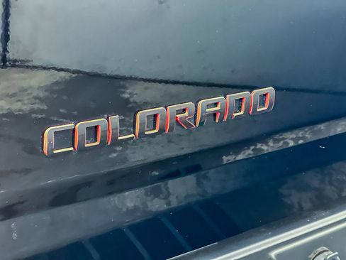 Used 2019 Chevrolet Colorado ZR2 AWD/4WD image 16