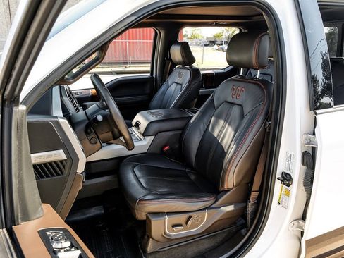 Used 2017 Ford F150 King Ranch w/ Equipment Group 601A Luxury AWD/4WD image 38