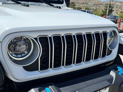 Certified 2024 Jeep Wrangler Unlimited Sahara AWD/4WD image 7