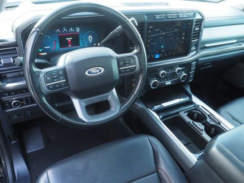 Used 2023 Ford F250 Lariat w/ Lariat Ultimate Package image 10