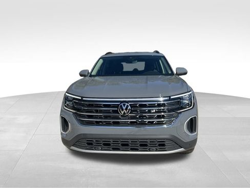 New 2026 Volkswagen Atlas SE FWD image 8