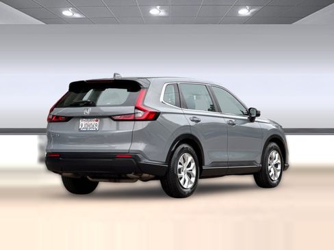 Used 2024 Honda CR-V LX image 9