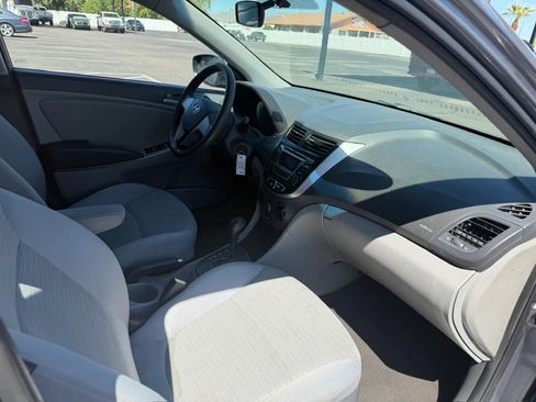 Used 2015 Hyundai Accent GLS FWD image 23