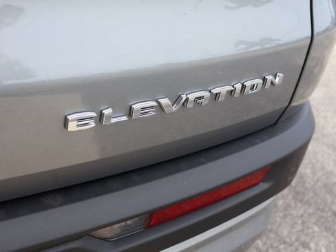 New 2026 GMC Acadia Elevation w/ Elevation Premium Package AWD/4WD image 9