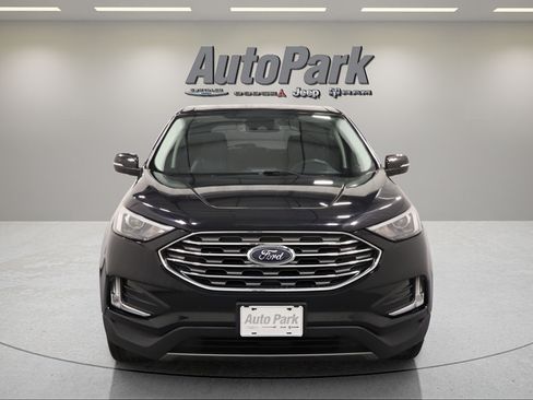 Used 2022 Ford Edge Titanium AWD/4WD image 4