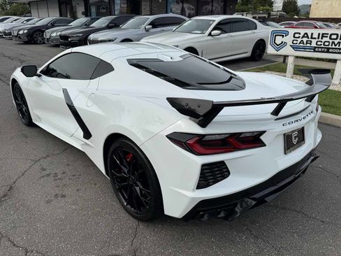 Used 2023 Chevrolet Corvette Stingray Premium Cpe w/ Z51 Performance Package image 3