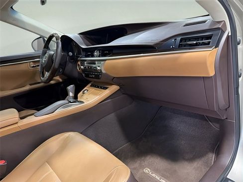 Used 2017 Lexus ES 350 image 13