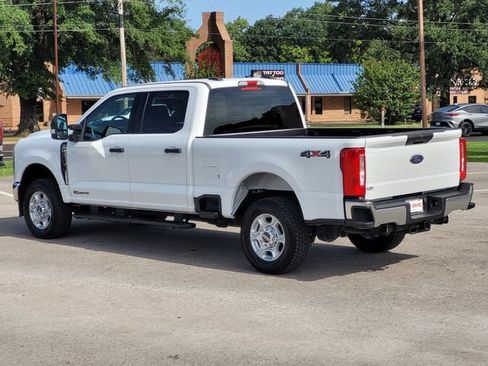 Used 2025 Ford F250 XLT AWD/4WD image 7