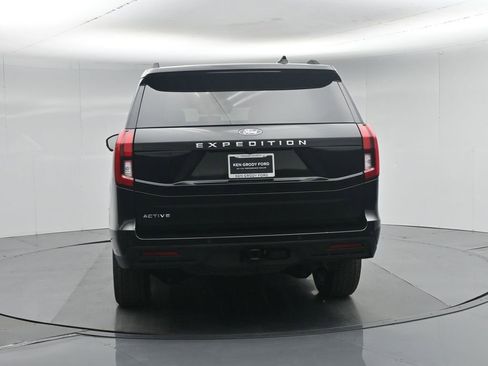 Used 2025 Ford Expedition Active AWD/4WD image 34