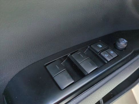 Used 2025 Toyota Camry LE FWD image 13