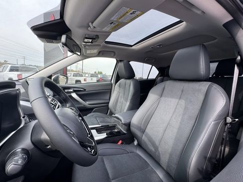 New 2026 Mitsubishi Eclipse Cross AWD image 17