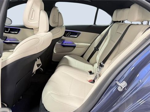 New 2026 Mercedes-Benz C 300 4MATIC Sedan image 7