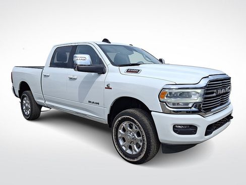 Used 2024 RAM 2500 Laramie w/ Safety Group AWD/4WD image 1