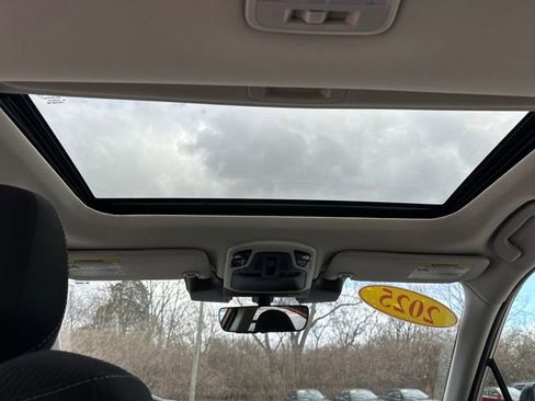 Certified 2025 Subaru Legacy Premium image 18