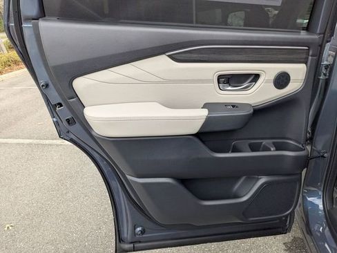 New 2026 Honda Pilot Touring image 36