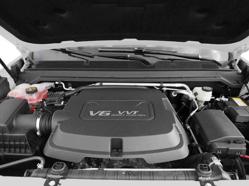 Used 2017 Chevrolet Colorado Z71 RWD image 38