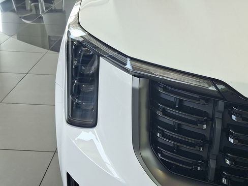 New 2025 Kia Sorento SX image 10
