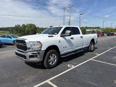 Used 2024 RAM 3500 Big Horn AWD/4WD image 7