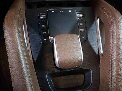 Used 2024 Mercedes-Benz GLE 350 4MATIC image 22