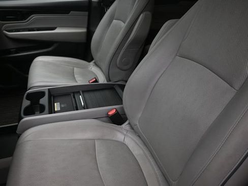Used 2023 Honda Odyssey Elite image 18