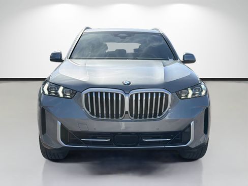 Used 2026 BMW X5 xDrive40i w/ Parking Assistance Package AWD/4WD image 8