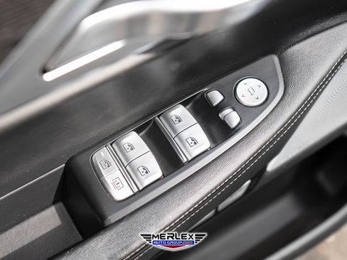 Used 2016 BMW 750i xDrive image 45